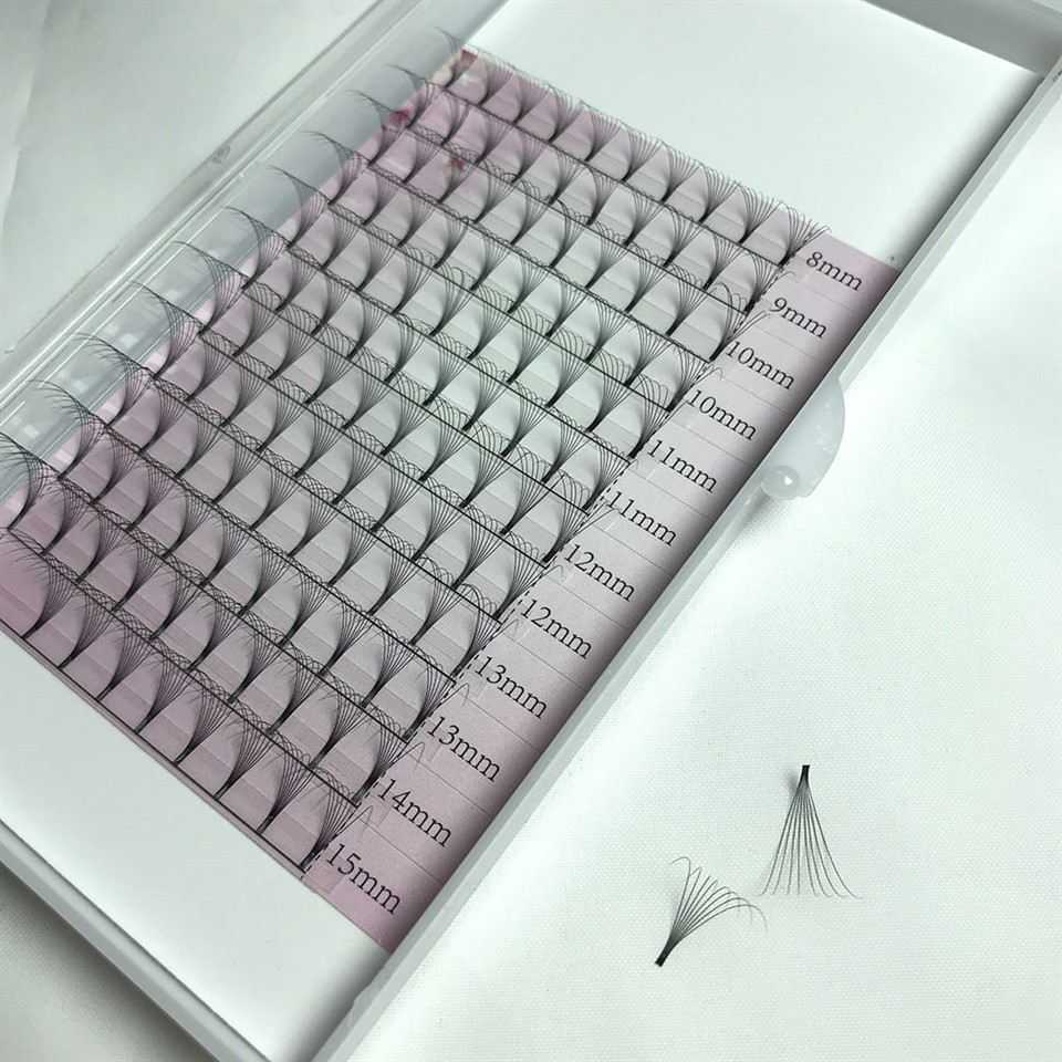 cílios russos pré -feitos