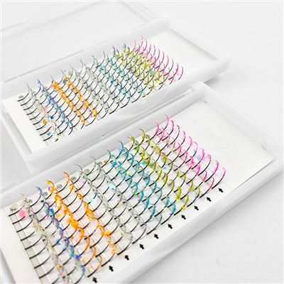 Cílios com pontas brilhantes